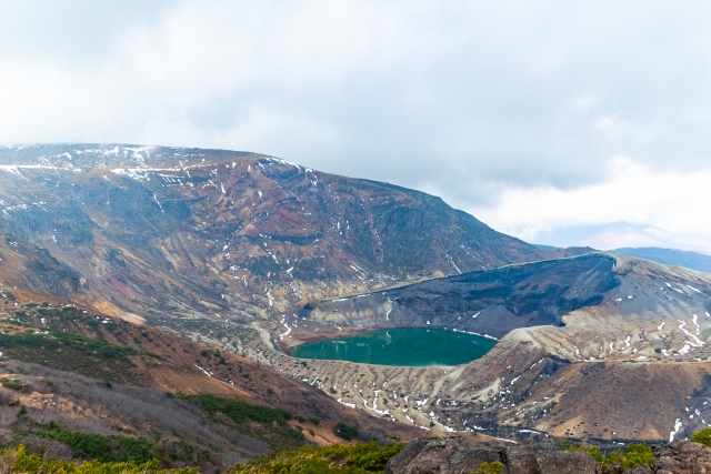 山形県蔵王の御釜